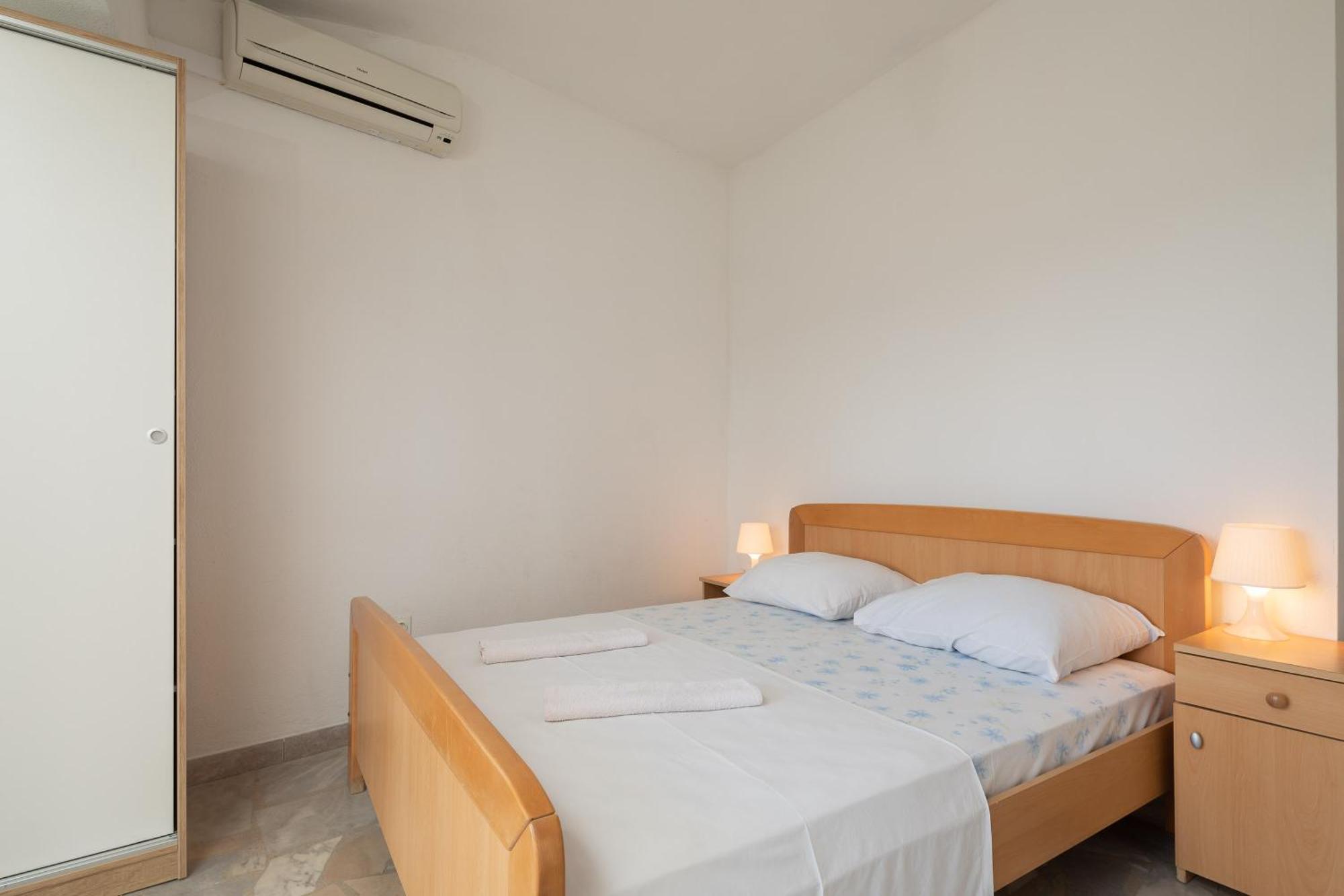 Apartments Roza Omiš Eksteriør billede