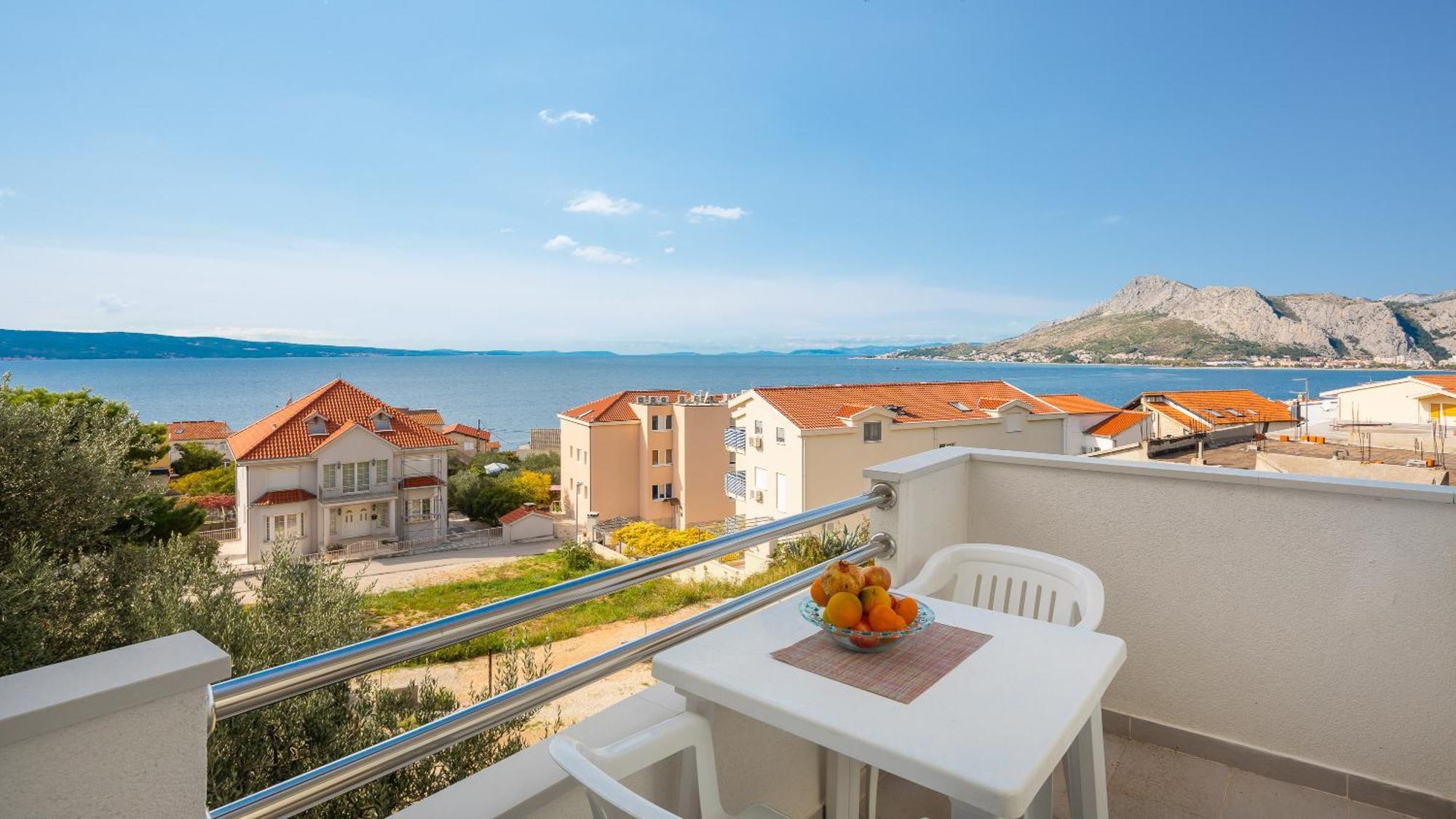Apartments Roza Omiš Eksteriør billede
