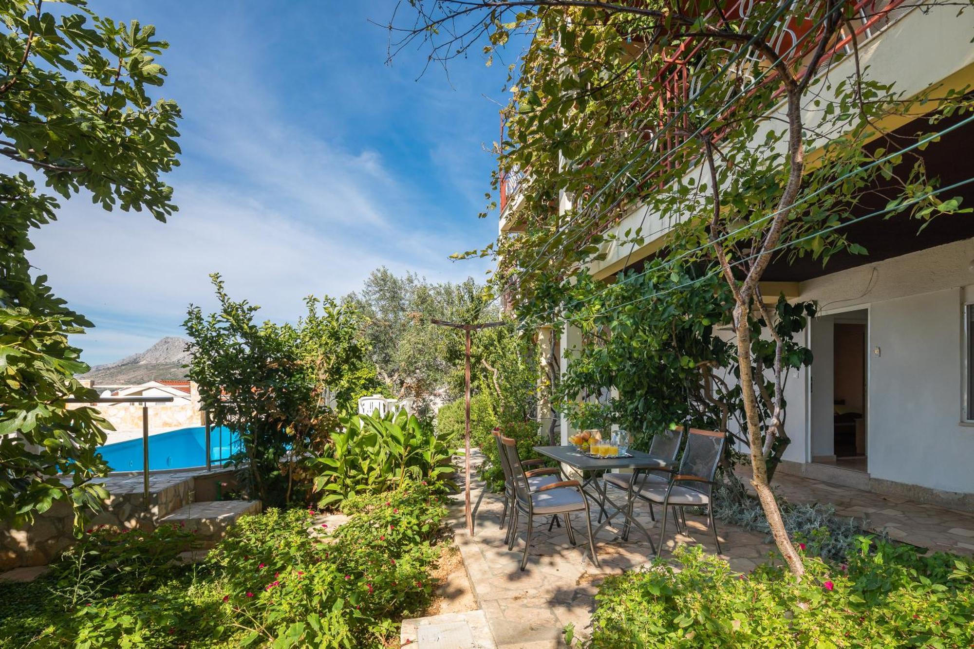 Apartments Roza Omiš Eksteriør billede